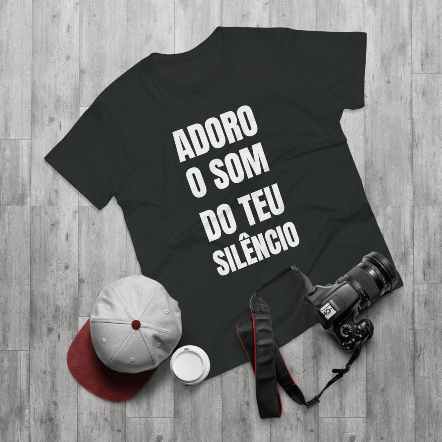 T-shirt “Adoro o som do teu silêncio” – Pré-venda Exclusiva